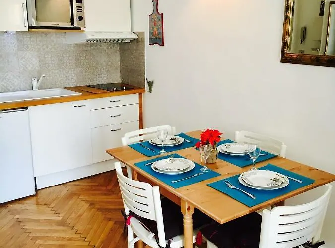 Studio Rue Massena