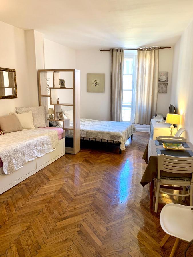 Rue Massena Apartment Nizza